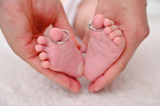 嘉善防止宝宝呛奶的小妙招
